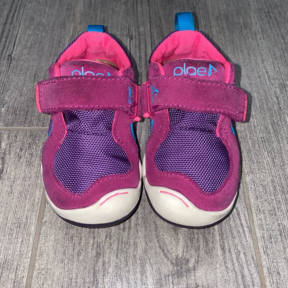 Girls PLAE Ty shoes fuschia purple. Excellent condition! Velcro sneakers.